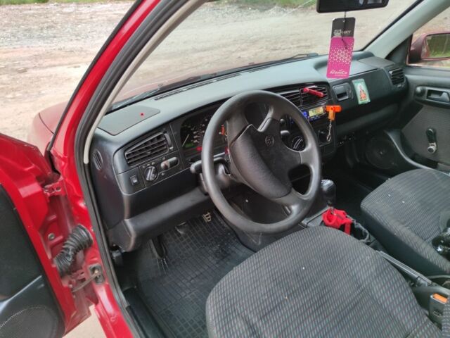 Червоний Фольксваген Венто, об'ємом двигуна 1.8 л та пробігом 510 тис. км за 2500 $, фото 5 на Automoto.ua