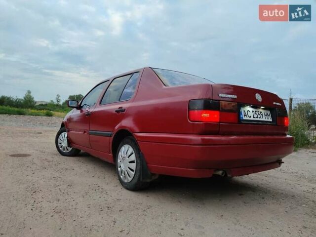 Червоний Фольксваген Венто, об'ємом двигуна 1.8 л та пробігом 510 тис. км за 2500 $, фото 9 на Automoto.ua