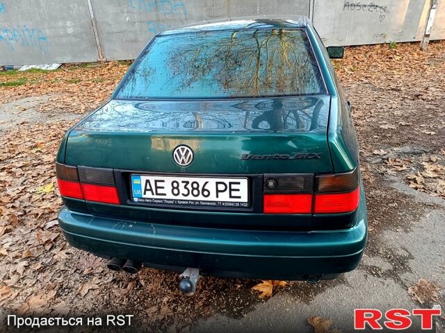 Фольксваген Венто, объемом двигателя 1.8 л и пробегом 0 тыс. км за 1800 $, фото 2 на Automoto.ua