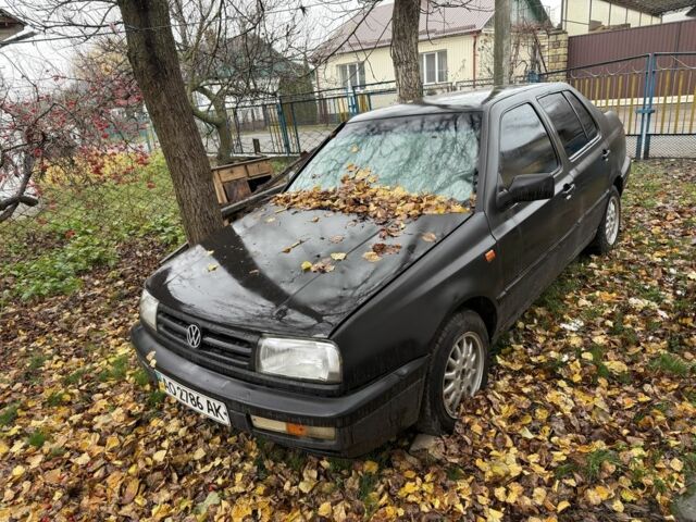 Фольксваген Венто, об'ємом двигуна 2 л та пробігом 400 тис. км за 1500 $, фото 1 на Automoto.ua