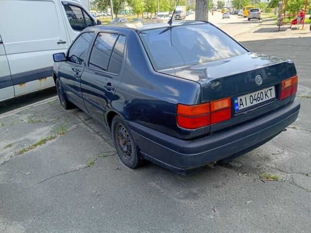 Сірий Фольксваген Венто, об'ємом двигуна 0 л та пробігом 250 тис. км за 1439 $, фото 4 на Automoto.ua