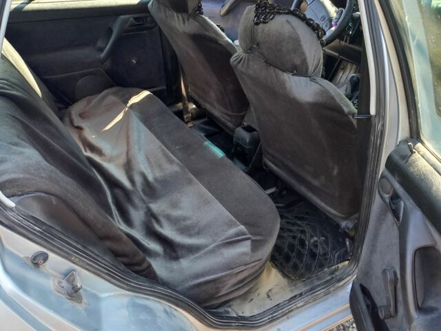 Серый Фольксваген Венто, объемом двигателя 2 л и пробегом 255 тыс. км за 2300 $, фото 4 на Automoto.ua