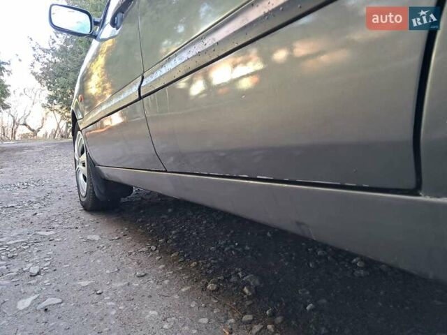 Серый Фольксваген Венто, объемом двигателя 2 л и пробегом 490 тыс. км за 1799 $, фото 32 на Automoto.ua