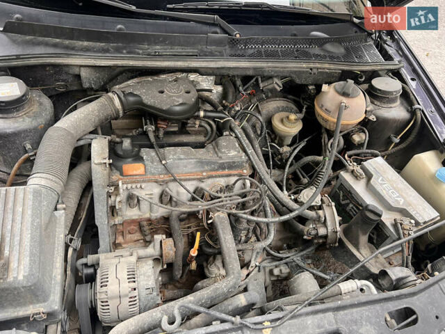 Серый Фольксваген Венто, объемом двигателя 1.78 л и пробегом 352 тыс. км за 2850 $, фото 13 на Automoto.ua