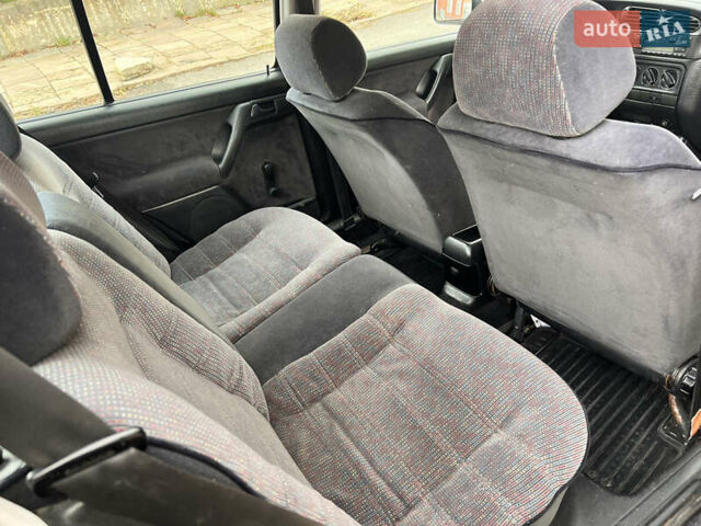 Серый Фольксваген Венто, объемом двигателя 1.78 л и пробегом 352 тыс. км за 2850 $, фото 9 на Automoto.ua