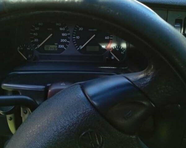 Серый Фольксваген Венто, объемом двигателя 1.8 л и пробегом 196 тыс. км за 2800 $, фото 7 на Automoto.ua