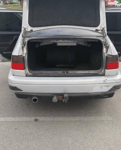 Сірий Фольксваген Венто, об'ємом двигуна 1.98 л та пробігом 354 тис. км за 1350 $, фото 1 на Automoto.ua