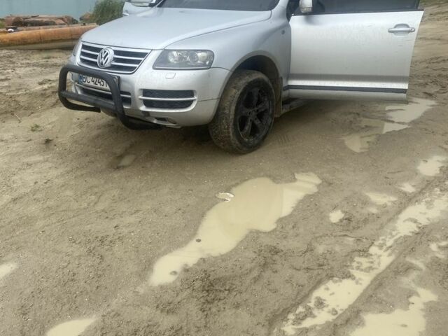 Серый Фольксваген Венто, объемом двигателя 3.6 л и пробегом 214 тыс. км за 8400 $, фото 2 на Automoto.ua