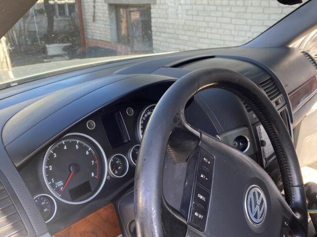 Серый Фольксваген Венто, объемом двигателя 3.6 л и пробегом 214 тыс. км за 8400 $, фото 16 на Automoto.ua