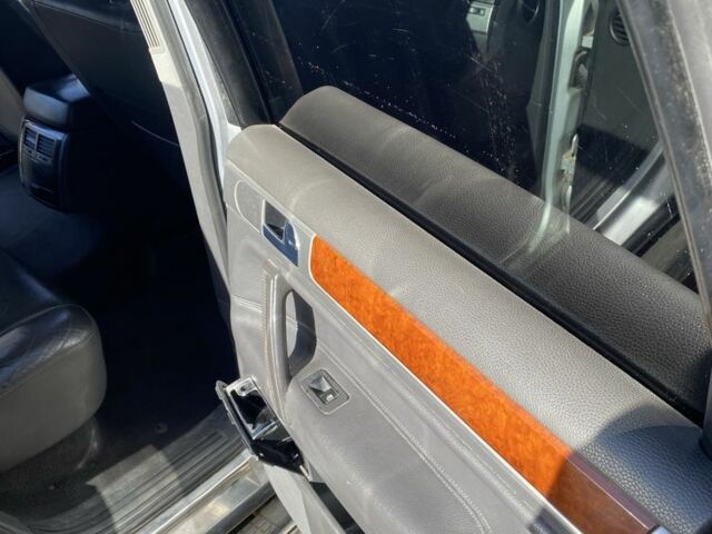 Серый Фольксваген Венто, объемом двигателя 3.6 л и пробегом 214 тыс. км за 8400 $, фото 9 на Automoto.ua