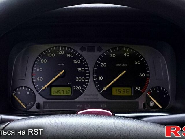 Синій Фольксваген Венто, об'ємом двигуна 1.8 л та пробігом 146 тис. км за 2000 $, фото 9 на Automoto.ua