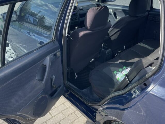 Синій Фольксваген Венто, об'ємом двигуна 1.8 л та пробігом 298 тис. км за 1600 $, фото 11 на Automoto.ua