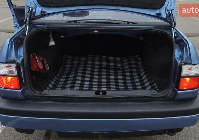 Синій Фольксваген Венто, об'ємом двигуна 1.8 л та пробігом 146 тис. км за 2200 $, фото 11 на Automoto.ua