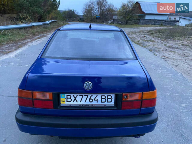 Синий Фольксваген Венто, объемом двигателя 1.78 л и пробегом 250 тыс. км за 1700 $, фото 4 на Automoto.ua