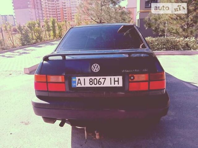 Синій Фольксваген Венто, об'ємом двигуна 1.78 л та пробігом 340 тис. км за 1600 $, фото 1 на Automoto.ua