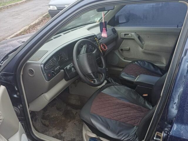 Синий Фольксваген Венто, объемом двигателя 0 л и пробегом 200 тыс. км за 1400 $, фото 6 на Automoto.ua