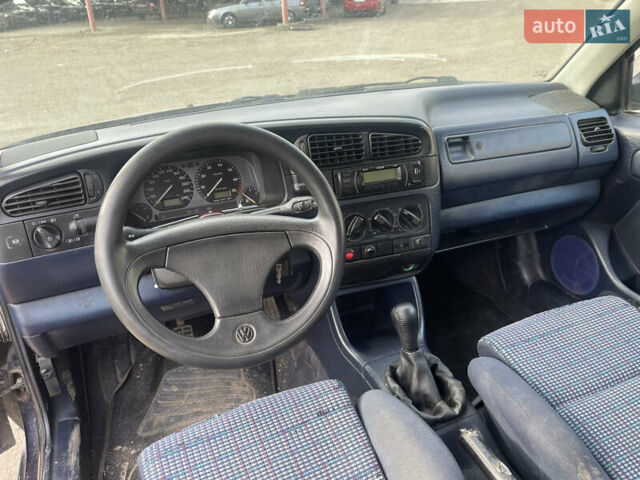 Синій Фольксваген Венто, об'ємом двигуна 1.98 л та пробігом 100 тис. км за 800 $, фото 5 на Automoto.ua