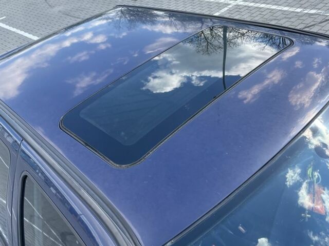 Синій Фольксваген Венто, об'ємом двигуна 1.8 л та пробігом 298 тис. км за 1600 $, фото 6 на Automoto.ua