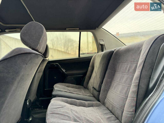 Синій Фольксваген Венто, об'ємом двигуна 1.8 л та пробігом 293 тис. км за 1350 $, фото 14 на Automoto.ua