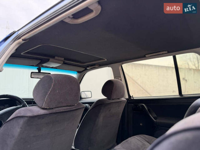 Синій Фольксваген Венто, об'ємом двигуна 1.8 л та пробігом 293 тис. км за 1350 $, фото 16 на Automoto.ua