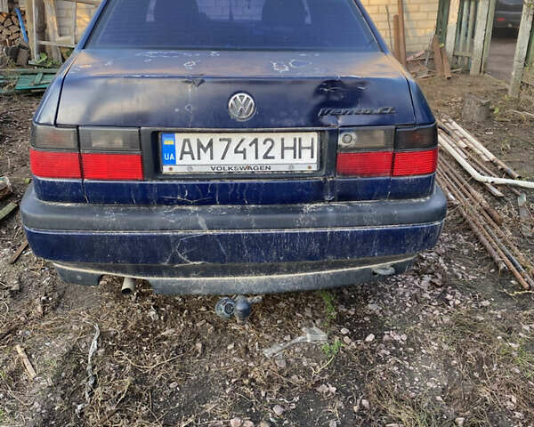 Синий Фольксваген Венто, объемом двигателя 1.78 л и пробегом 280 тыс. км за 1550 $, фото 7 на Automoto.ua