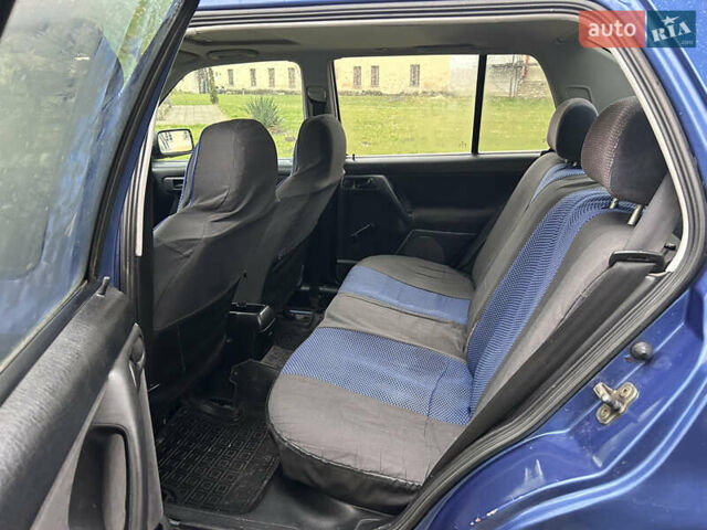 Синий Фольксваген Венто, объемом двигателя 2 л и пробегом 319 тыс. км за 2249 $, фото 9 на Automoto.ua