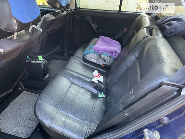 Синій Фольксваген Венто, об'ємом двигуна 1.8 л та пробігом 173 тис. км за 2700 $, фото 6 на Automoto.ua