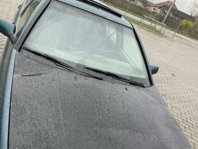 Зелений Фольксваген Венто, об'ємом двигуна 1.6 л та пробігом 110 тис. км за 1400 $, фото 1 на Automoto.ua