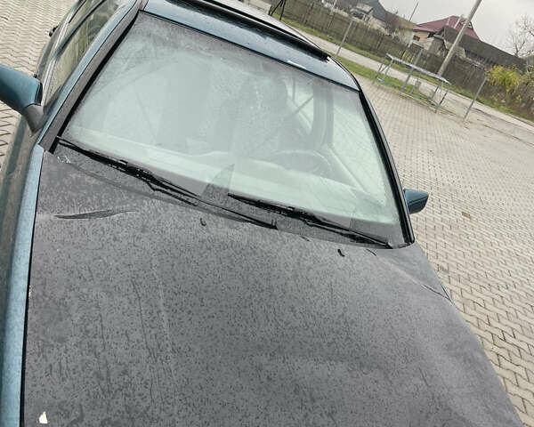 Зеленый Фольксваген Венто, объемом двигателя 1.6 л и пробегом 110 тыс. км за 1400 $, фото 2 на Automoto.ua