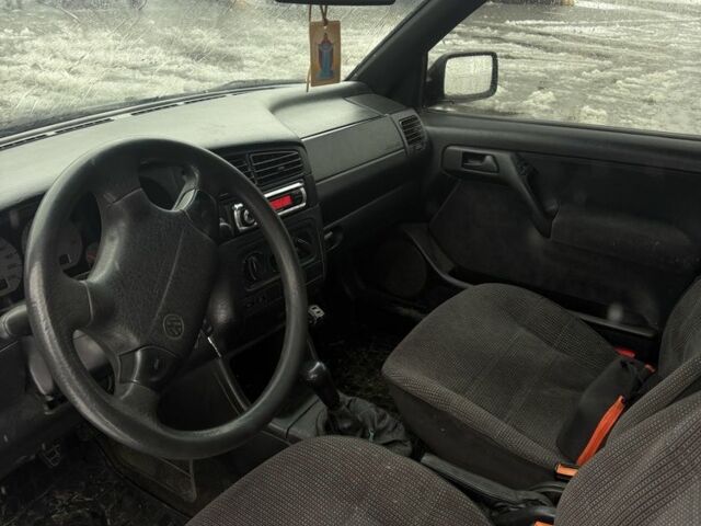 Зеленый Фольксваген Венто, объемом двигателя 1.9 л и пробегом 450 тыс. км за 1500 $, фото 5 на Automoto.ua