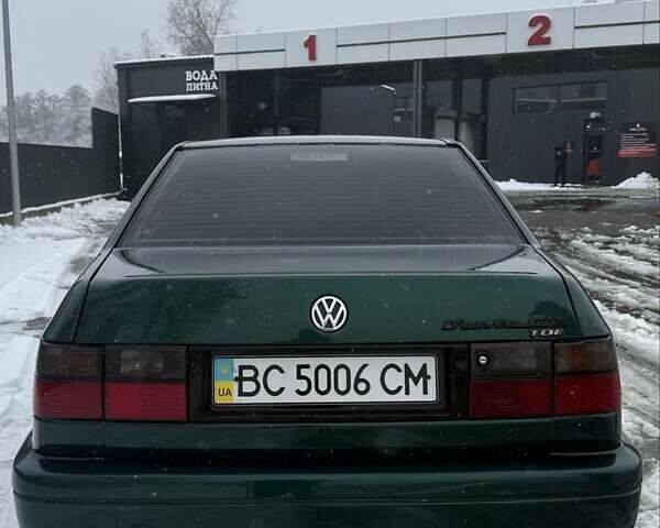 Зеленый Фольксваген Венто, объемом двигателя 1.9 л и пробегом 450 тыс. км за 1500 $, фото 3 на Automoto.ua