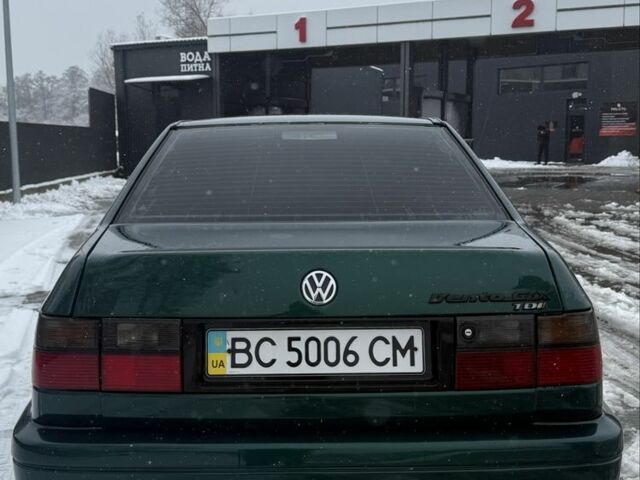 Зеленый Фольксваген Венто, объемом двигателя 1.9 л и пробегом 450 тыс. км за 1500 $, фото 4 на Automoto.ua
