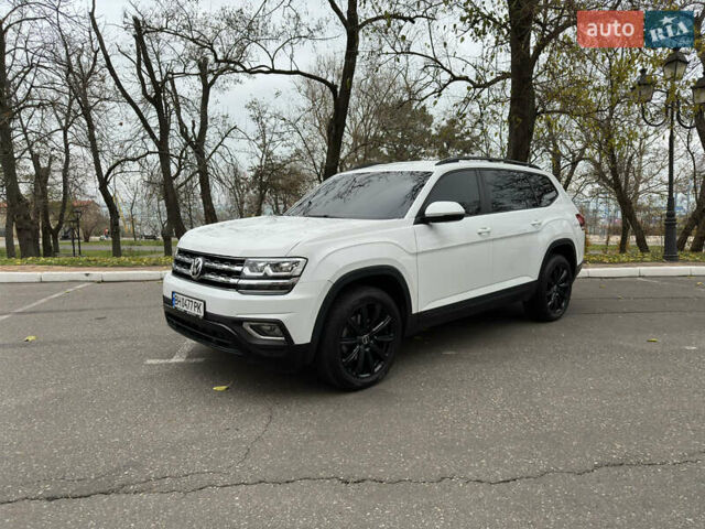 Білий Фольксваген Atlas, об'ємом двигуна 3.6 л та пробігом 120 тис. км за 21000 $, фото 2 на Automoto.ua