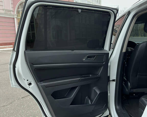 Білий Фольксваген Atlas, об'ємом двигуна 3.6 л та пробігом 120 тис. км за 21000 $, фото 15 на Automoto.ua