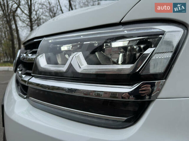 Білий Фольксваген Atlas, об'ємом двигуна 3.6 л та пробігом 120 тис. км за 21000 $, фото 7 на Automoto.ua