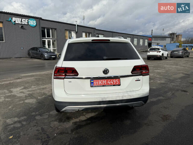 Белый Фольксваген Atlas, объемом двигателя 3.6 л и пробегом 171 тыс. км за 15200 $, фото 5 на Automoto.ua