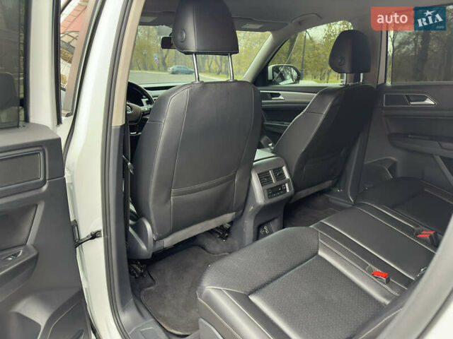 Білий Фольксваген Atlas, об'ємом двигуна 3.6 л та пробігом 120 тис. км за 21000 $, фото 14 на Automoto.ua