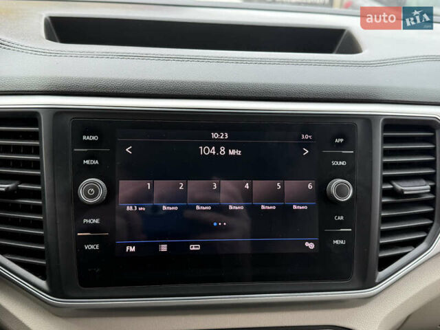 Белый Фольксваген Atlas, объемом двигателя 2 л и пробегом 133 тыс. км за 18200 $, фото 53 на Automoto.ua