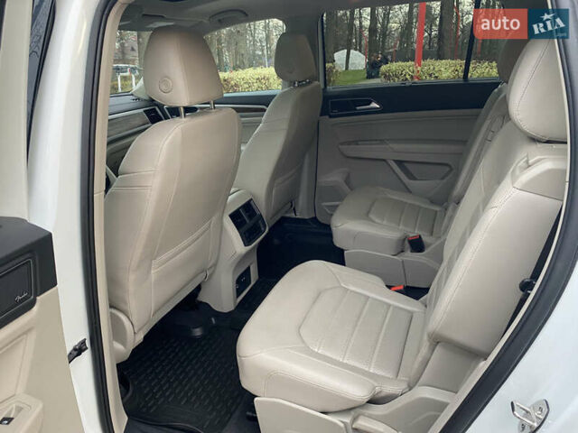 Білий Фольксваген Atlas, об'ємом двигуна 3.6 л та пробігом 114 тис. км за 22280 $, фото 34 на Automoto.ua