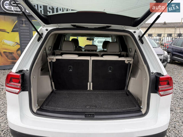 Белый Фольксваген Atlas, объемом двигателя 2 л и пробегом 133 тыс. км за 18200 $, фото 41 на Automoto.ua