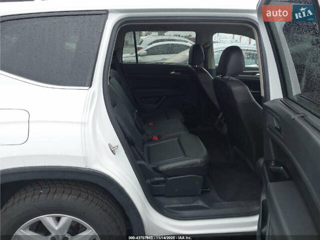 Білий Фольксваген Atlas, об'ємом двигуна 3.6 л та пробігом 165 тис. км за 4500 $, фото 9 на Automoto.ua