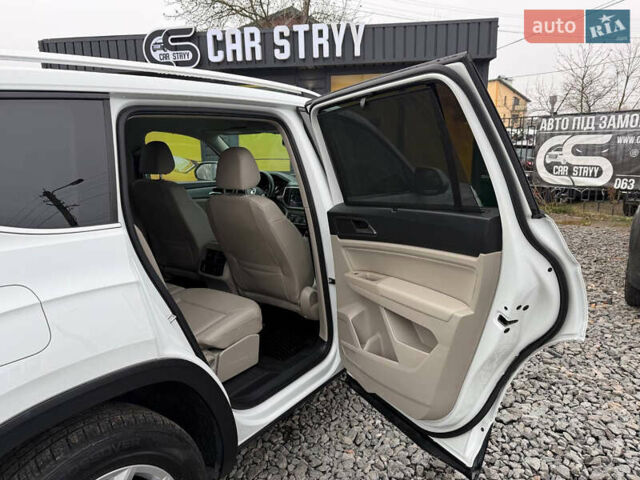 Білий Фольксваген Atlas, об'ємом двигуна 2 л та пробігом 133 тис. км за 17600 $, фото 36 на Automoto.ua