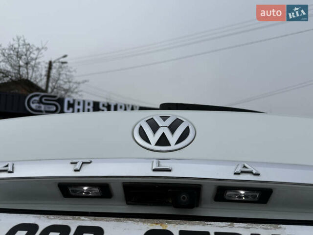 Белый Фольксваген Atlas, объемом двигателя 2 л и пробегом 133 тыс. км за 18200 $, фото 40 на Automoto.ua
