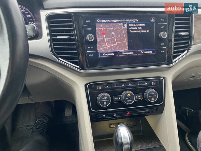 Білий Фольксваген Atlas, об'ємом двигуна 3.6 л та пробігом 114 тис. км за 22280 $, фото 26 на Automoto.ua