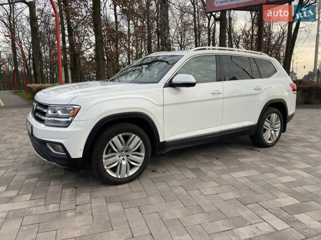Білий Фольксваген Atlas, об'ємом двигуна 3.6 л та пробігом 114 тис. км за 22280 $, фото 16 на Automoto.ua