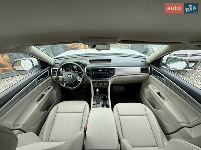 Белый Фольксваген Atlas, объемом двигателя 2 л и пробегом 133 тыс. км за 18200 $, фото 38 на Automoto.ua