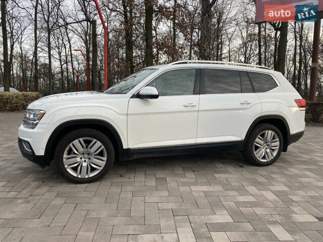 Білий Фольксваген Atlas, об'ємом двигуна 3.6 л та пробігом 114 тис. км за 22280 $, фото 3 на Automoto.ua