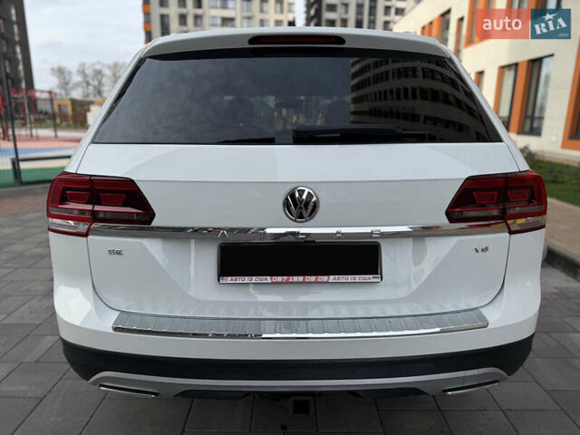 Білий Фольксваген Atlas, об'ємом двигуна 3.6 л та пробігом 78 тис. км за 22555 $, фото 5 на Automoto.ua