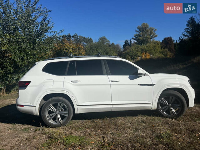 Фольксваген Atlas 2019 в Днепре (Днепропетровске) на Automoto.ua Белый Фольксваген Atlas, объемом двигателя 3.6 л и пробегом 95 тыс. км за 26000 $, фото 1 на Automoto.ua