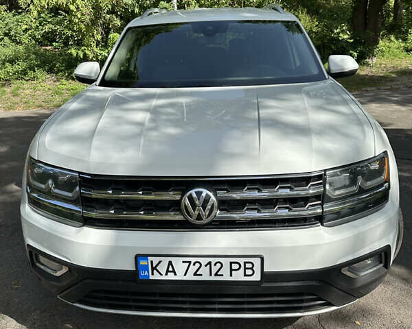 Білий Фольксваген Atlas, об'ємом двигуна 3.6 л та пробігом 118 тис. км за 25600 $, фото 25 на Automoto.ua